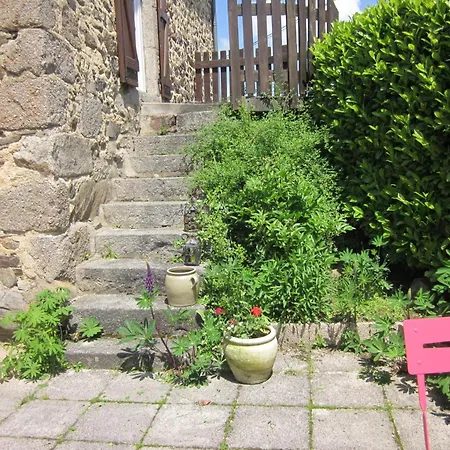 Holiday home Maison Familiale Avec Jardin Clos, Cheminee, Animaux Acceptes Et Internet A - Fr-1-489-552