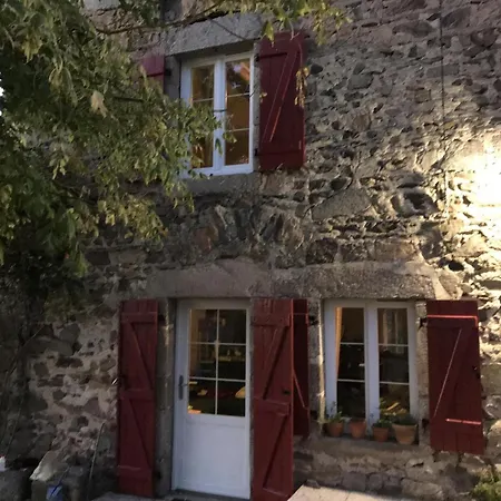 Maison Confortable A Ferrieres-sur-sichon, Animaux Acceptes - Fr-1-489-552 *